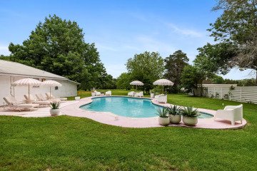 15c605f5-800d-47da-8a57-5b2c4afdc8f6